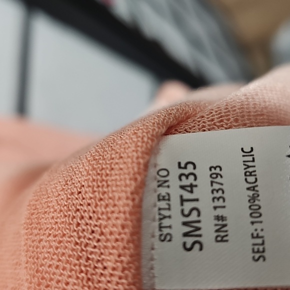 POL Acrylic Pink Long Sleeve Button Blouse Top Size Large Love in Cali - Picture 4 of 8